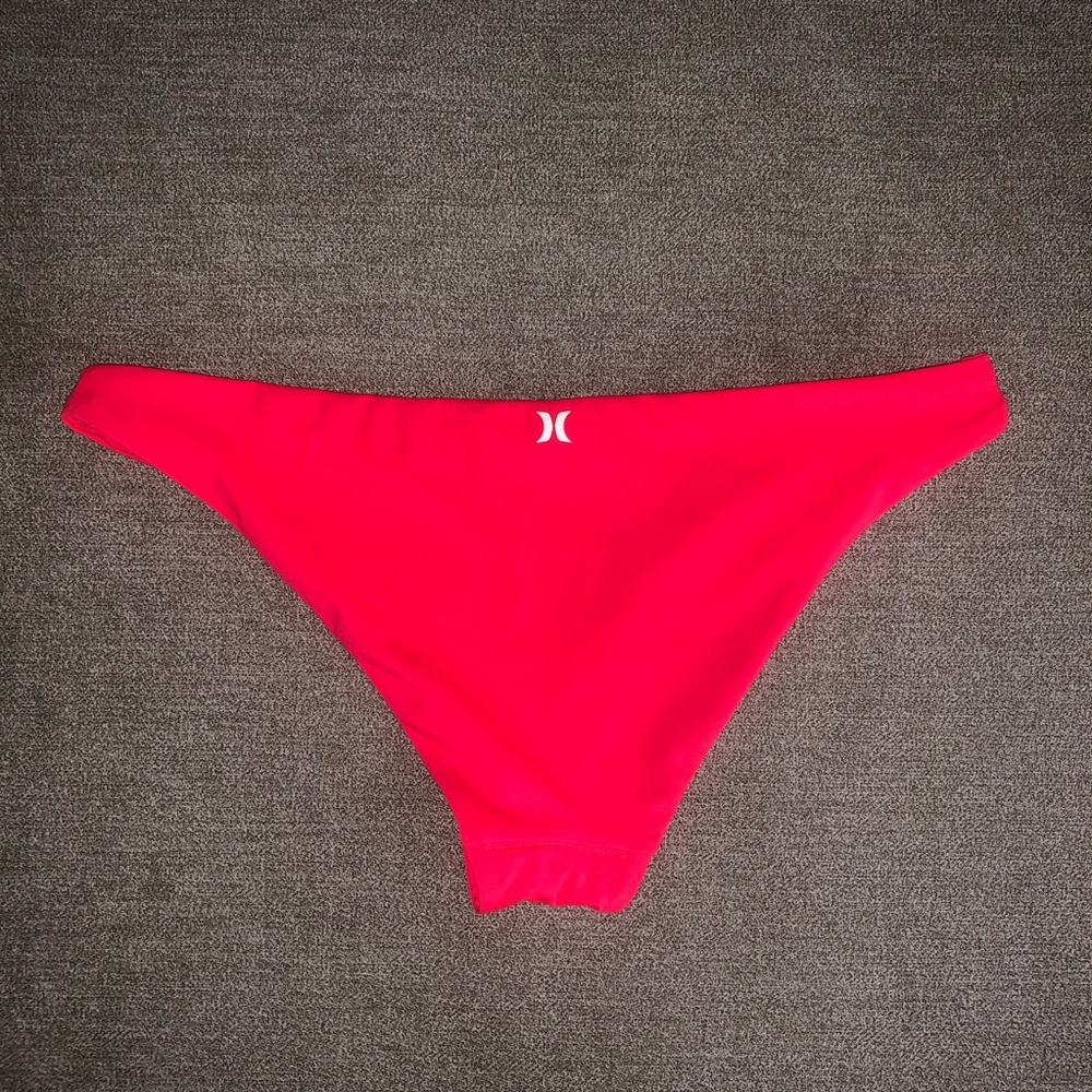 Hurley Red hipster bikini bottoms. Size small.